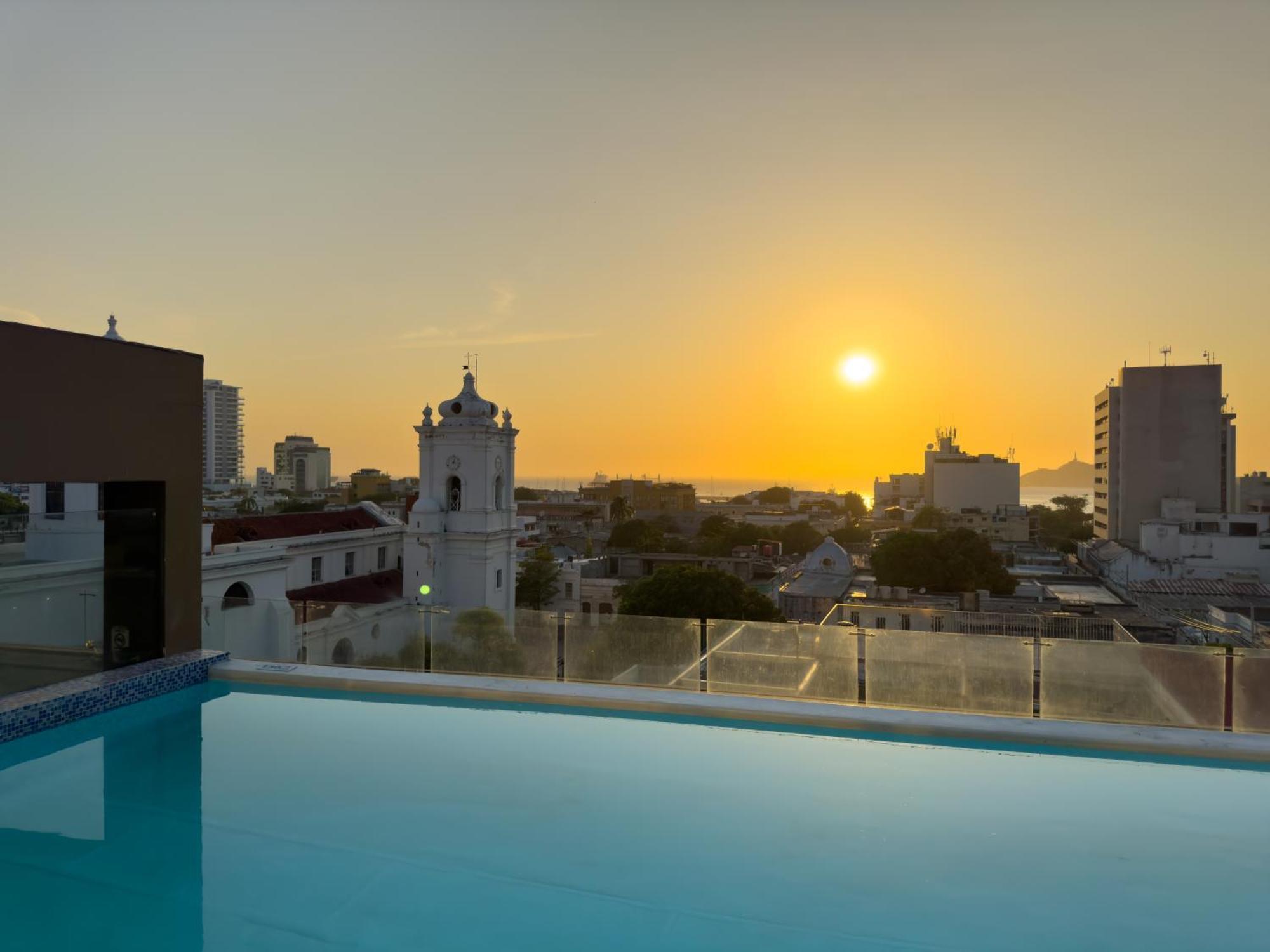 Hotel Catedral Plaza Santa Marta  Eksteriør bilde